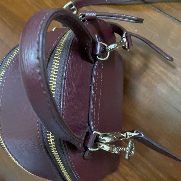 DKNY crossbody purse - Picture 2 of 5
